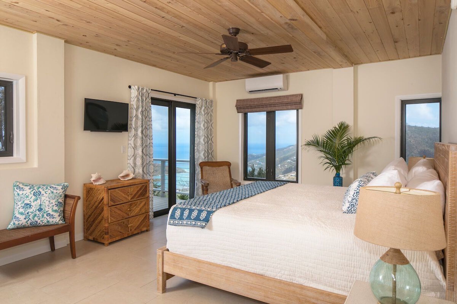 Indigo Breeze villa photo.